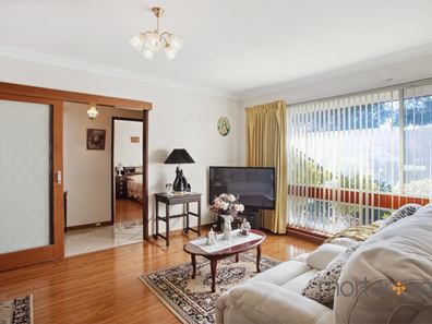 4 Halkin Place, Hamilton Hill WA 6163