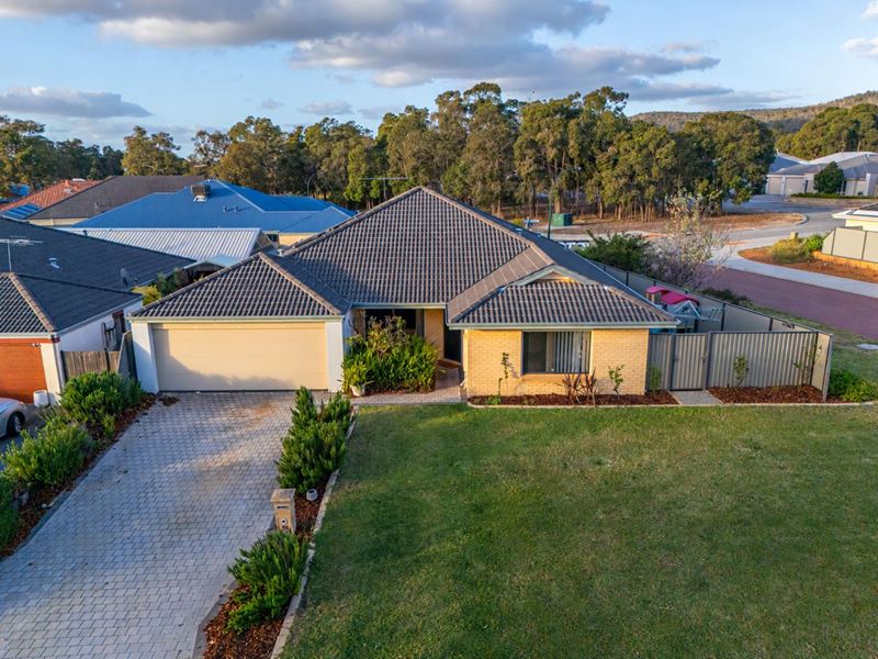 15 Quiberon Link, Byford WA 6122