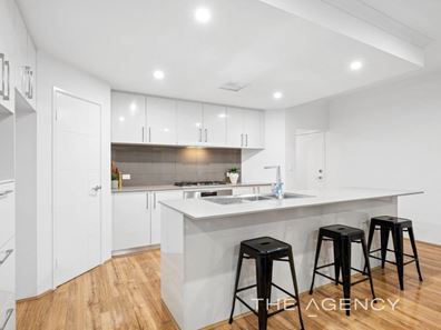 300A Wharf Street, Queens Park WA 6107