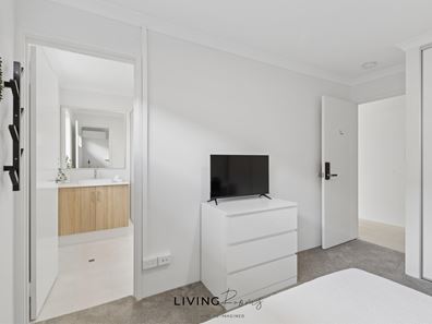 Room 2/ 48 Spruce Road, Henley Brook WA 6055