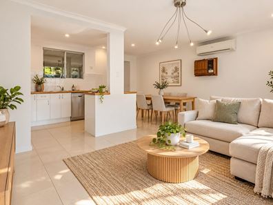 9 Burke Place, Orelia WA 6167