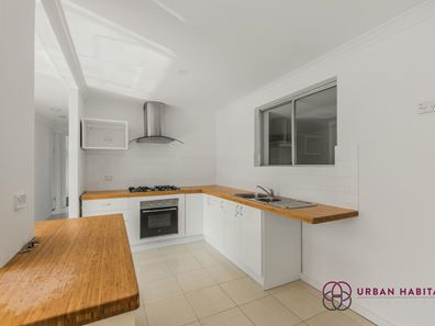 9 Burke Place, Orelia WA 6167