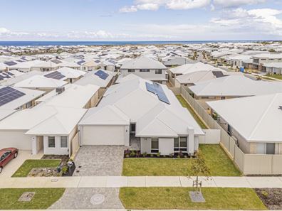 14 Surfers Street, Alkimos WA 6038