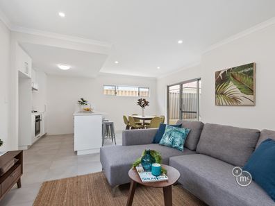 2/52 Hainsworth  Avenue, Girrawheen WA 6064