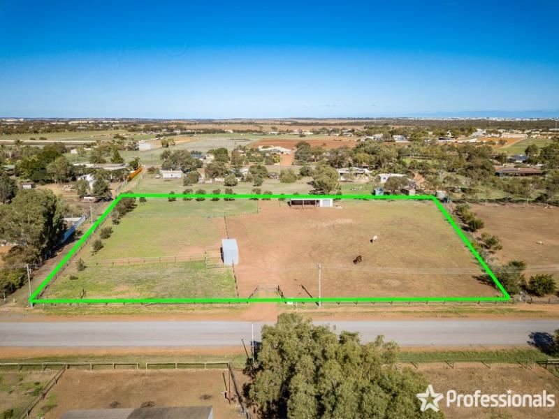 11 Wellington Road, Woorree