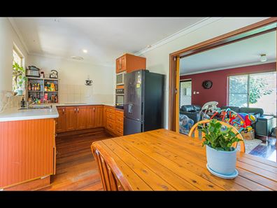 24 Saturn Street, Beckenham WA 6107