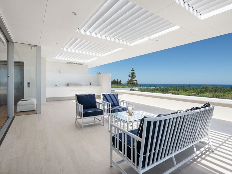 10/15 Overton Gardens, Cottesloe