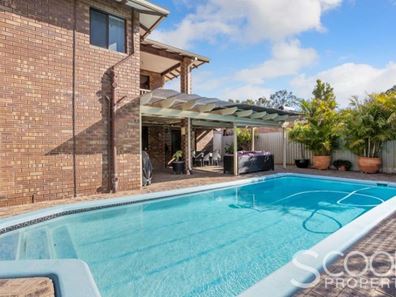 33 Gillett Drive, Kardinya WA 6163