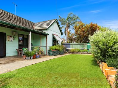 12 Wittenoom Street, Collie WA 6225