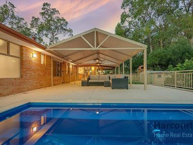 2 Caprea Boulevard, Roleystone WA 6111