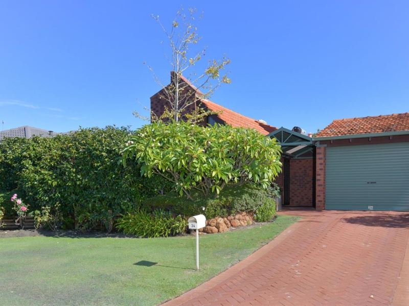 34 Laughton Way, Leeming WA 6149