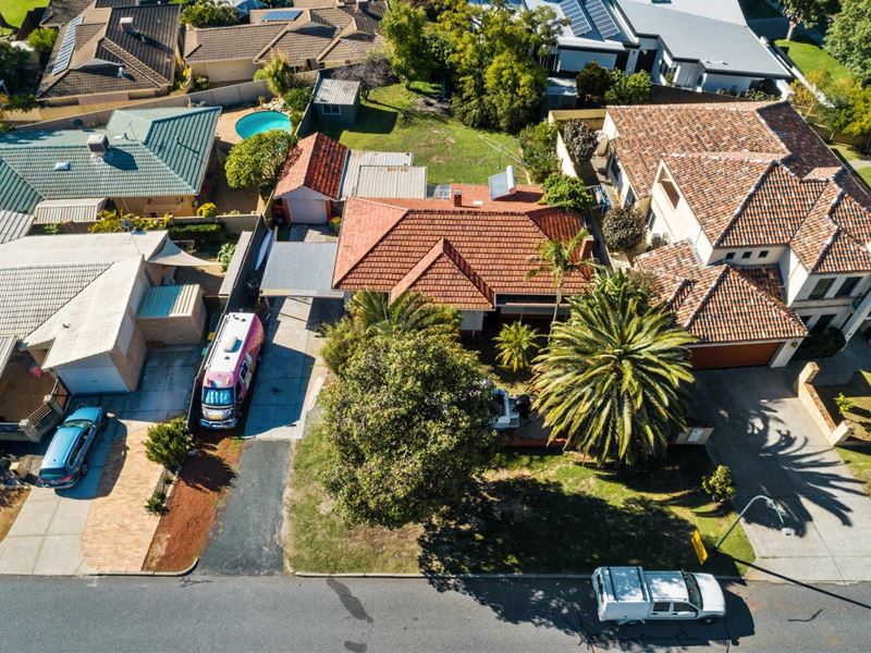 15 Braydon Road, Attadale