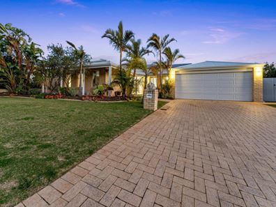 20 Quincy Loop, Iluka WA 6028