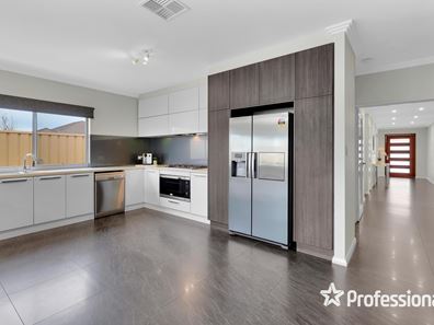 7 Glenview Way, Southern River WA 6110