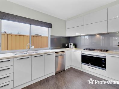 7 Glenview Way, Southern River WA 6110