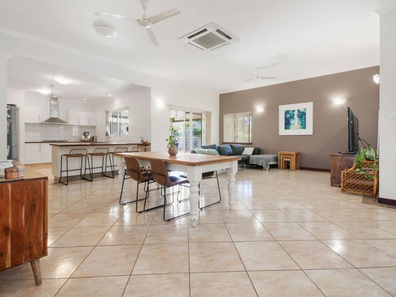 23 Walkington Circle, Millars Well