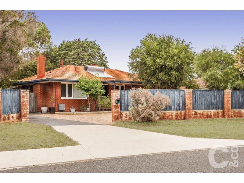 21 Langridge Crescent, Orelia WA 6167