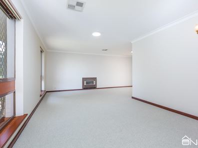 9 James Street, Armadale WA 6112