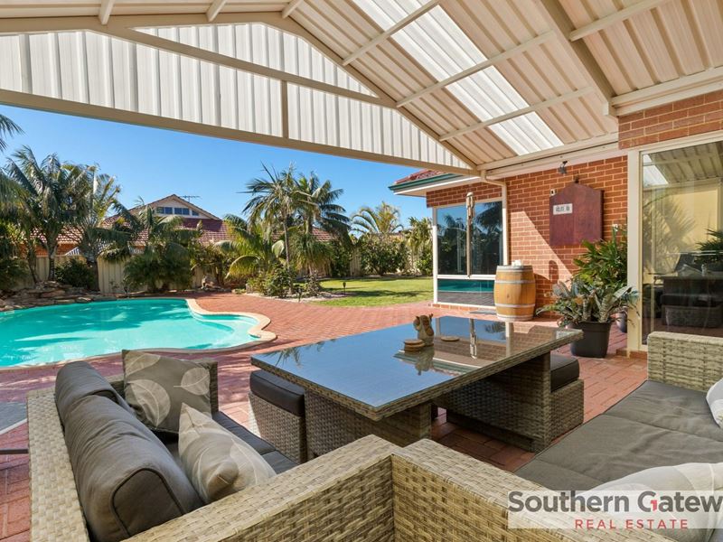 6 Villefranche Rise, Port Kennedy