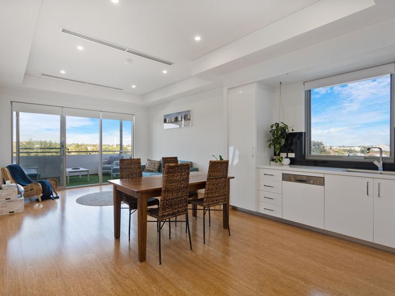 52/110 Cambridge Street, West Leederville