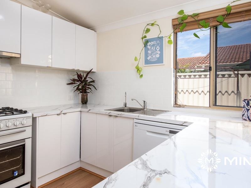 2/7 Carrington Street, Palmyra