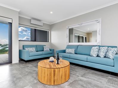 The Palm/49 Spinnaker Quays, Mandurah WA 6210