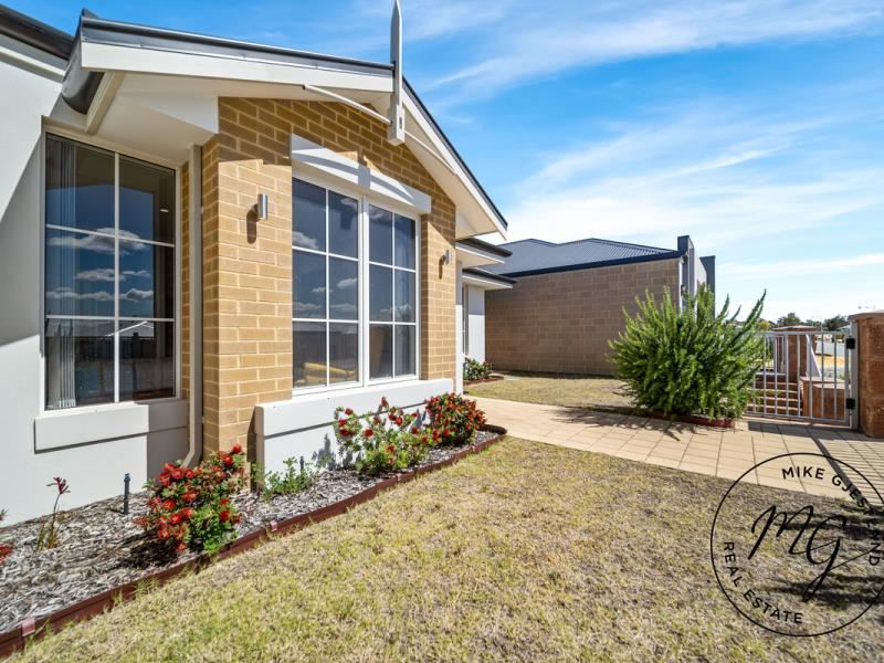 13 Forever Boulevard, Banksia Grove