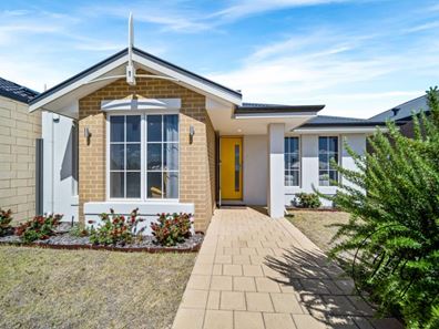 13 Forever Boulevard, Banksia Grove WA 6031