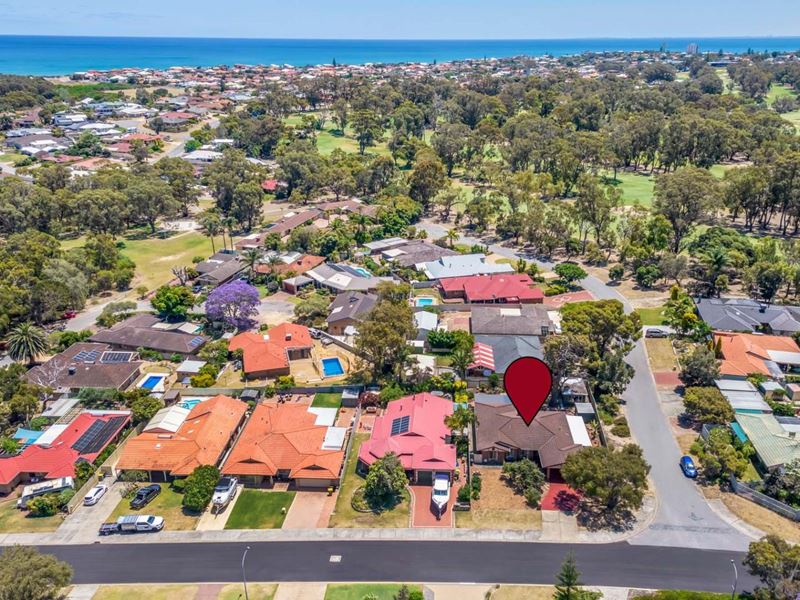 27 Tennyson Avenue, Halls Head WA 6210