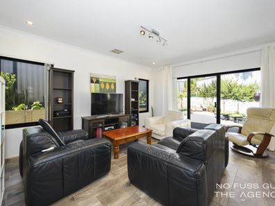 20A Stannard Street, St James WA 6102