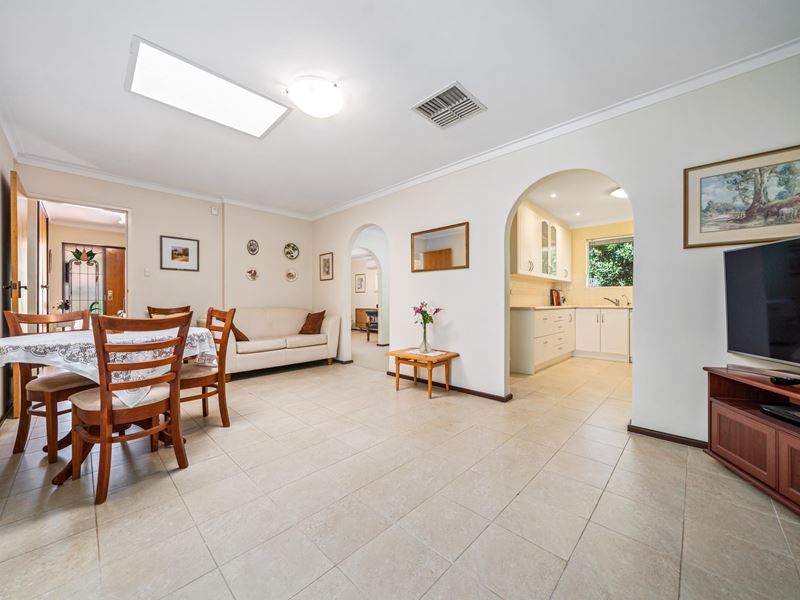 1 Leith Court, Greenwood