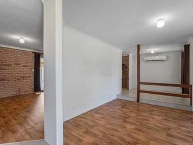 39 Chidzey Drive, Seville Grove WA 6112