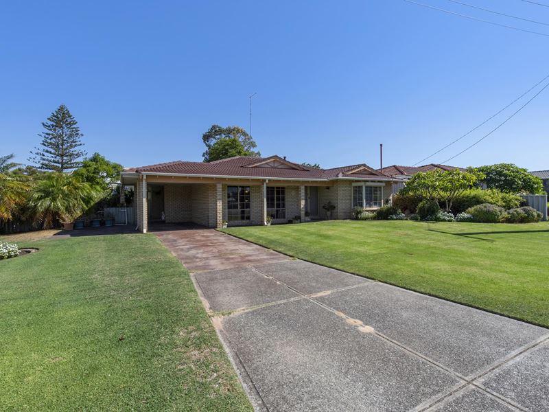 17 Hartland Way, Warnbro WA 6169