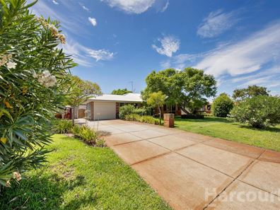 31 Erica Street, Coodanup WA 6210