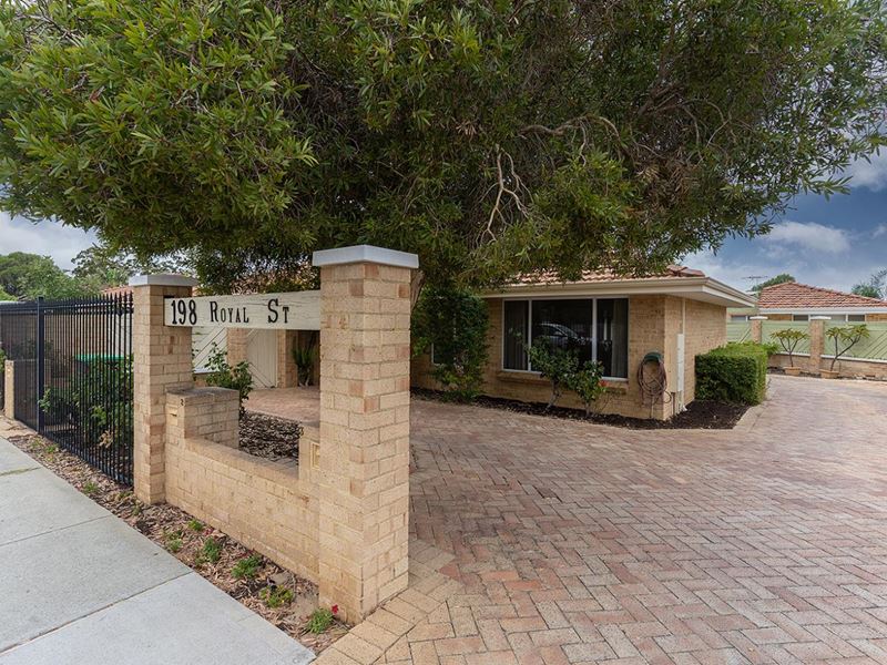 1/198 Royal Street, Yokine WA 6060