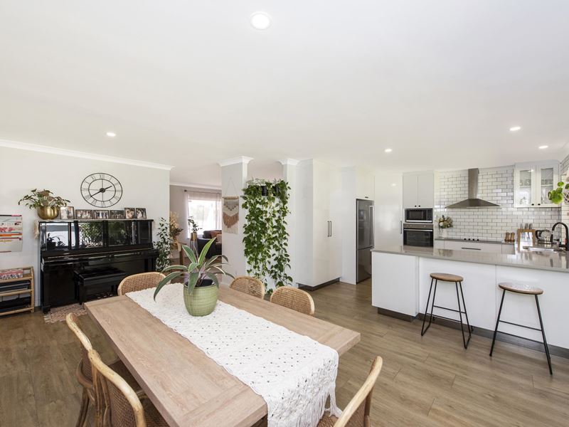 36 Bight Reefs Road, Singleton WA 6175