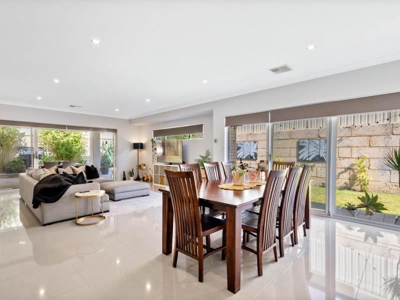 1 Barringarra Concourse, Madora Bay