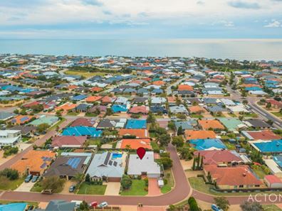 8 The Ridge, Halls Head WA 6210