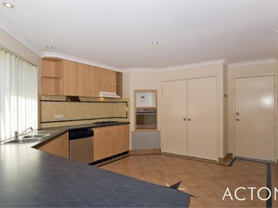 8 The Ridge, Halls Head WA 6210