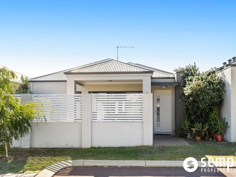 16/1 Lomax Court, Beeliar