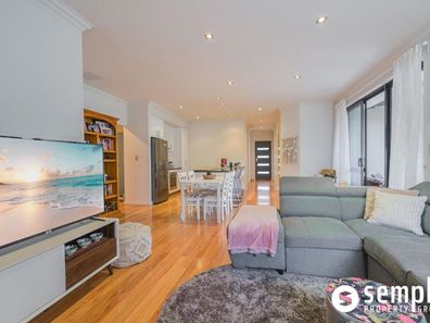 1/629 Rockingham Road, Lake Coogee WA 6166