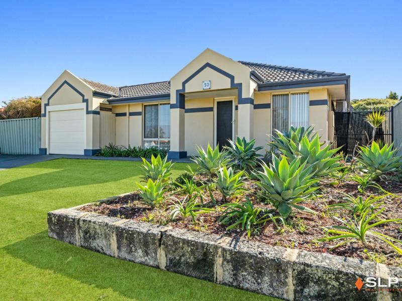 30 Combewood Loop, Carramar