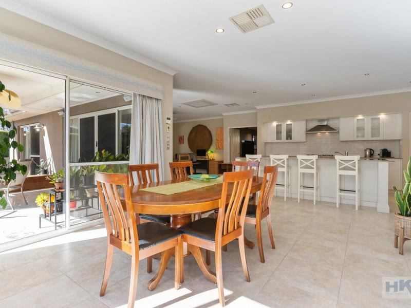 42 Barbarigo Bend, Aveley WA 6069