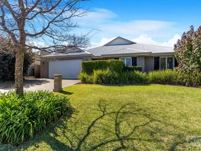 42 Barbarigo Bend, Aveley WA 6069
