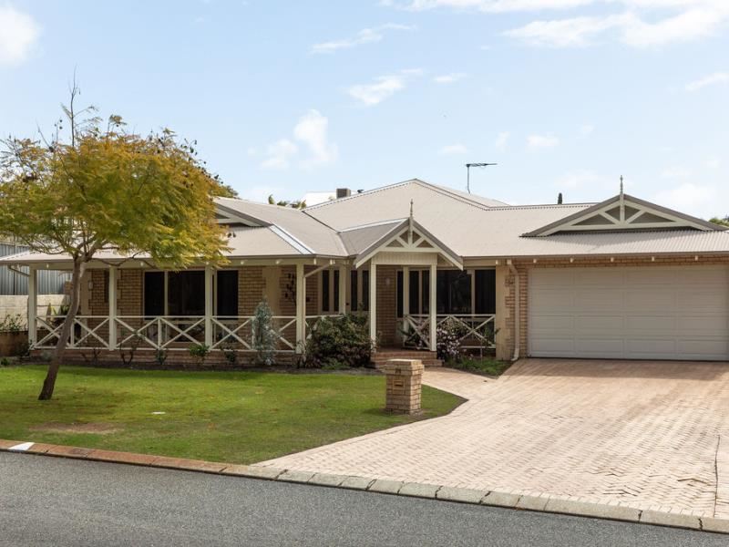 34 Sinclair Crescent, Winthrop