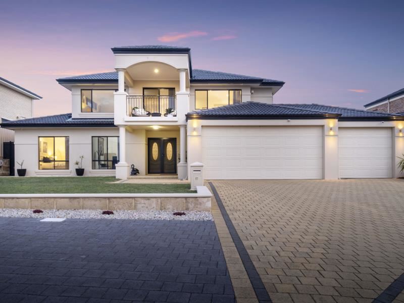 17 Maracas Cove, Iluka
