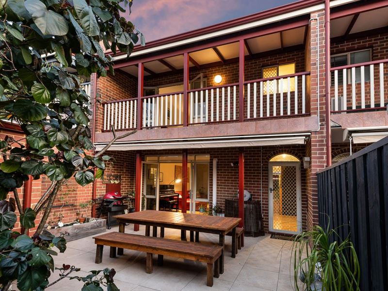 10/88 Hampton Road, Fremantle