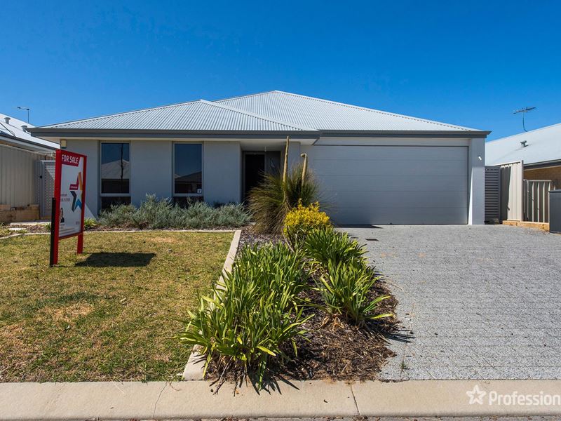 18 Bullardo Way, Golden Bay