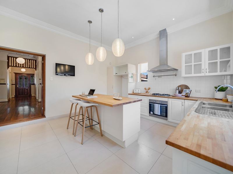 8 Dunedin street, Mount Hawthorn