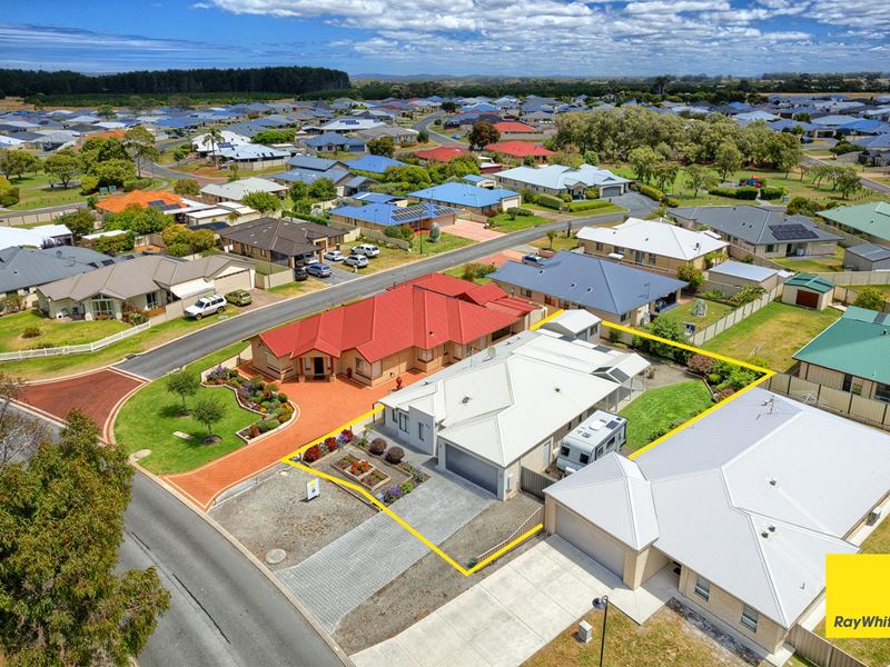 44 Lakeside Drive, Mckail